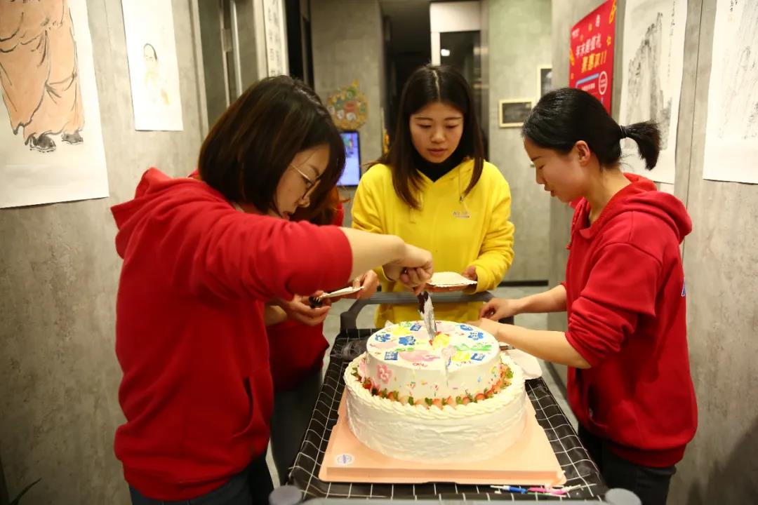 南京畫(huà)室少兒培訓哪家好？用藝術(shù)的力量，優(yōu)化孩子成長(cháng)4